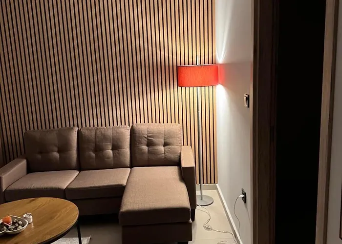 Family Aleksandrov Апартаменты Неа-Мессагала